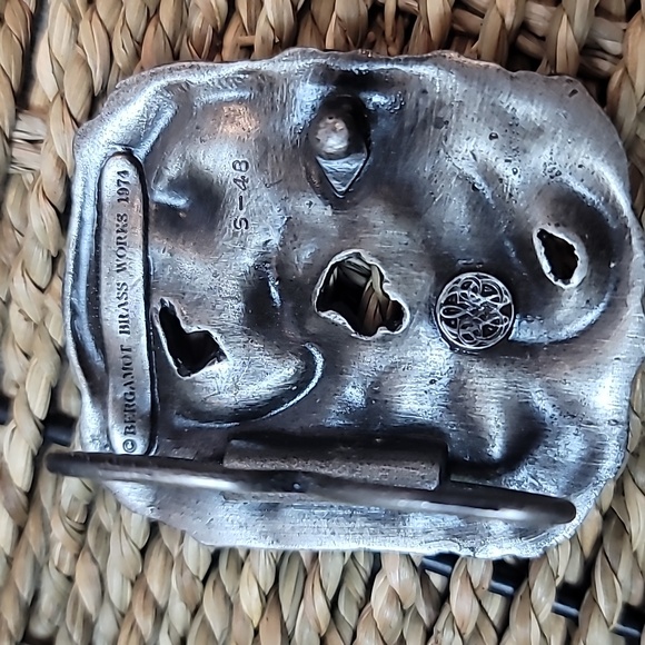 Vintage 1974 dragon belt buckle - Picture 3 of 3